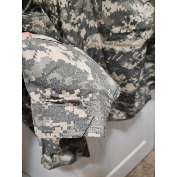 US ARMY Digital Camo Combat Shirt Military Tactical UCP Jacket Large Short New! - Picture 6 of 10